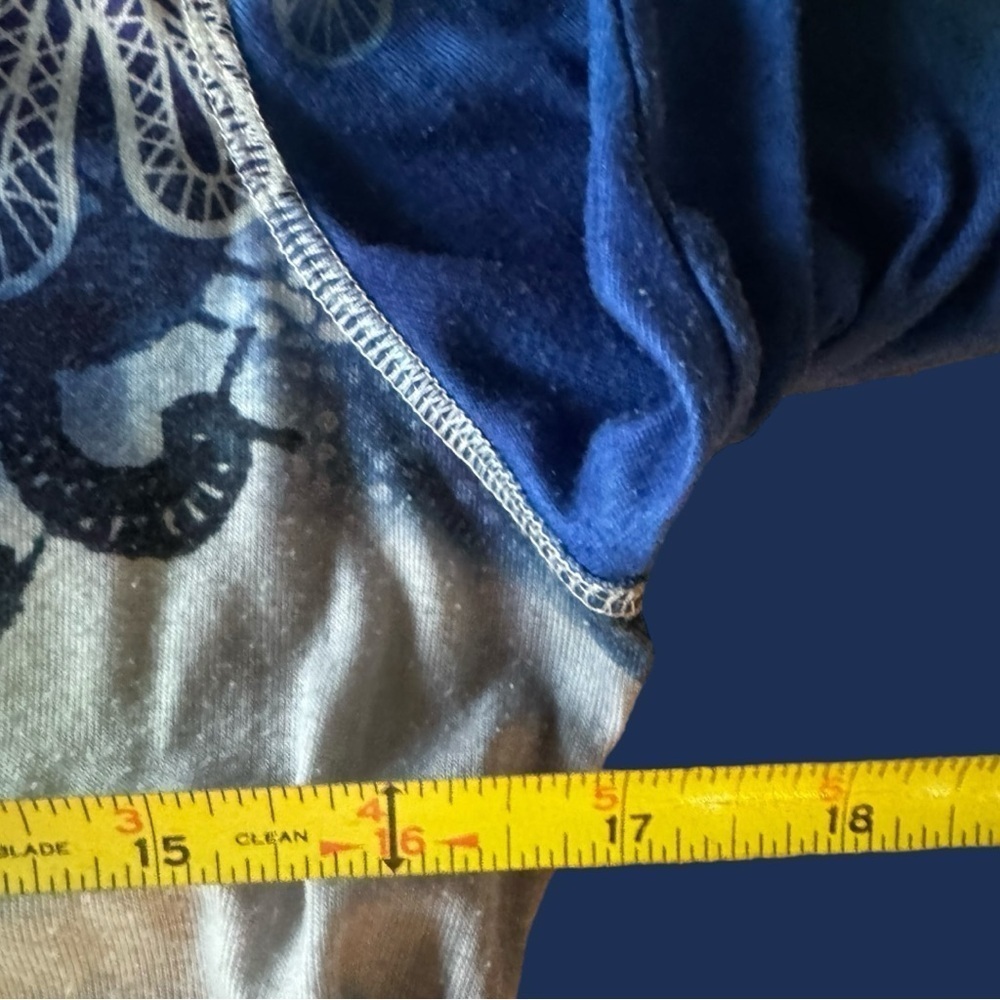 Live and let Live blue pattern casual top - Picture 8 of 17